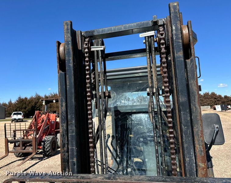 image for item OA9574 Toyota 8FGU30 forklift