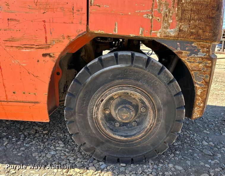 image for item OA9574 Toyota 8FGU30 forklift