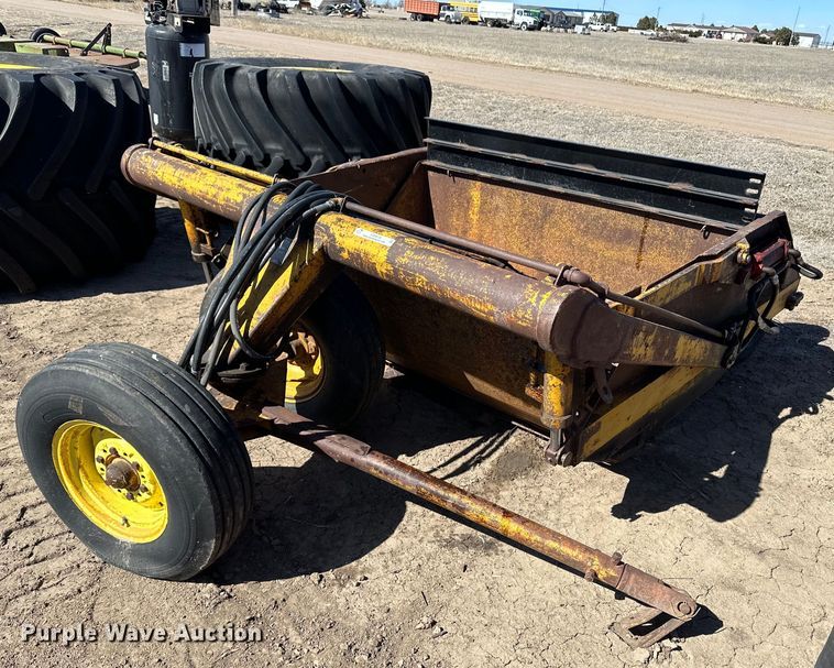 image for item OA9578 Soil Mover 225-RF scraper