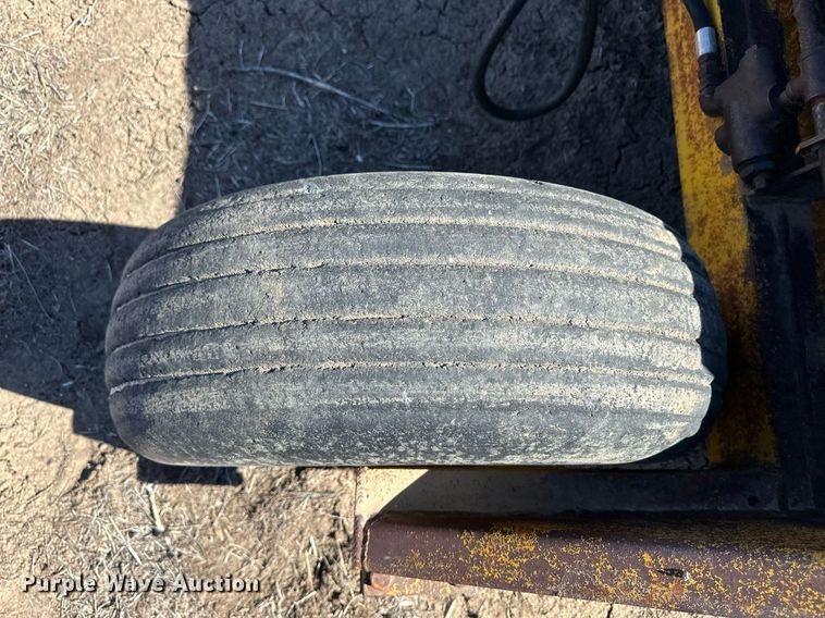 image for item OA9578 Soil Mover 225-RF scraper