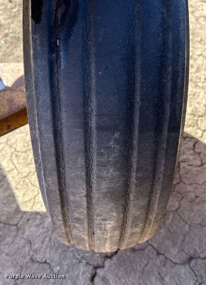 image for item OA9578 Soil Mover 225-RF scraper