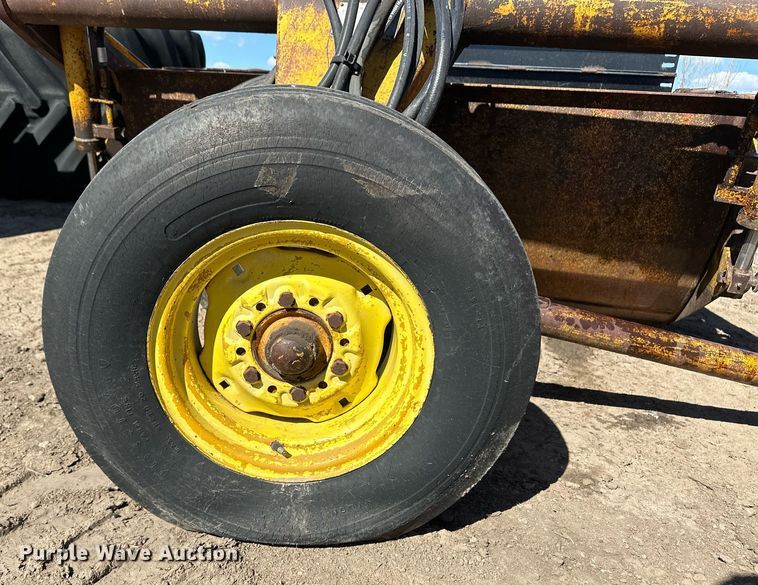 image for item OA9578 Soil Mover 225-RF scraper