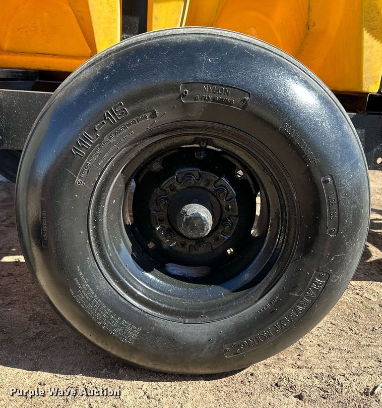 image for item OA9582 Shop built nurse tank trailer