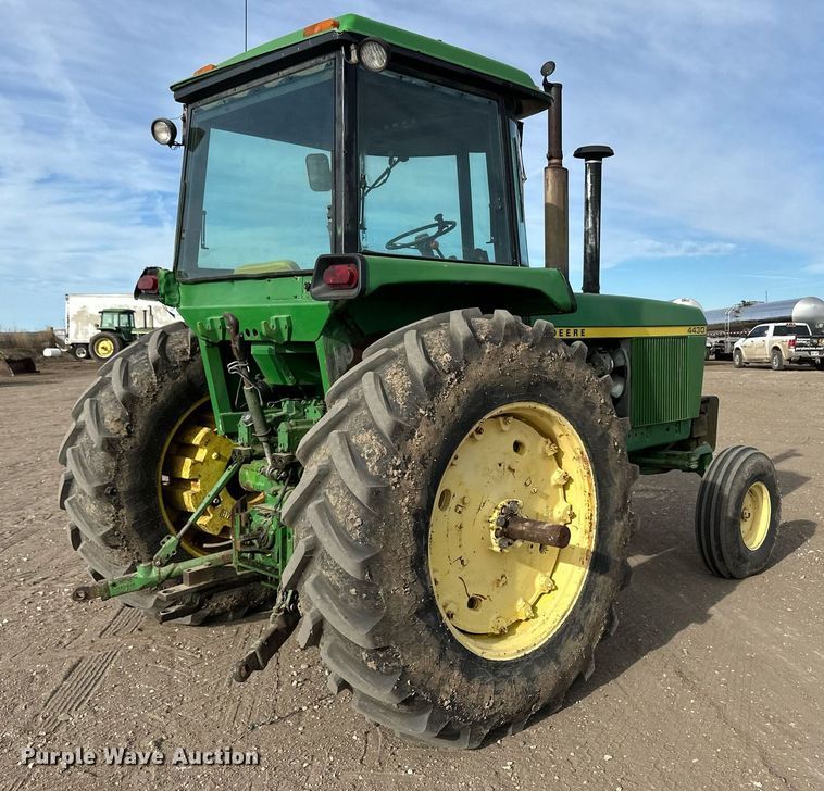 image for item OA9586 1974 John Deere 4430 tractor