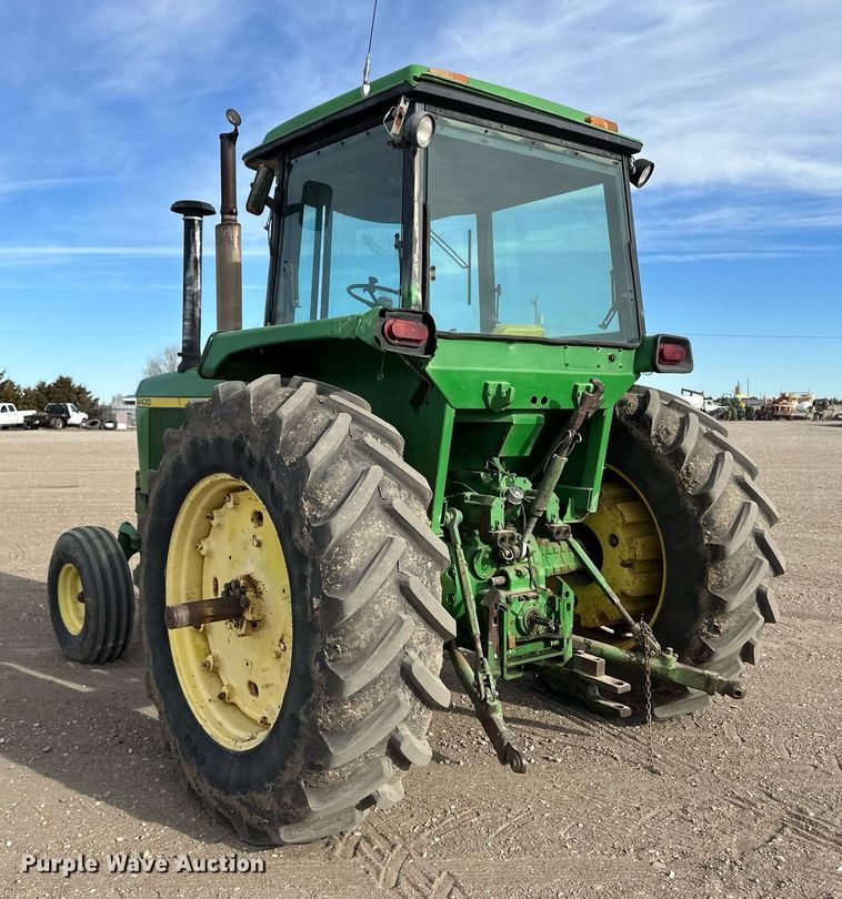 image for item OA9586 1974 John Deere 4430 tractor