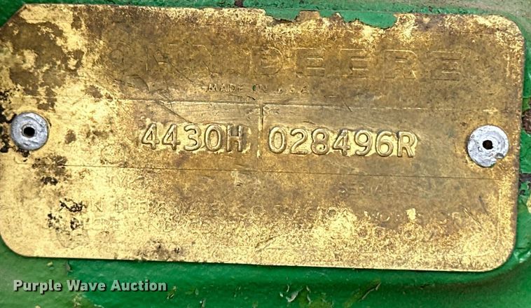 image for item OA9586 1974 John Deere 4430 tractor