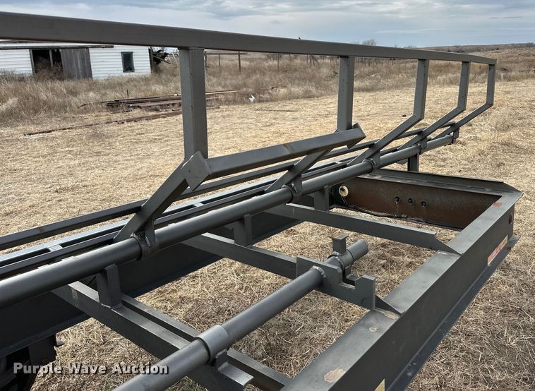 image for item OA9622 Kodiak hay bale trailer