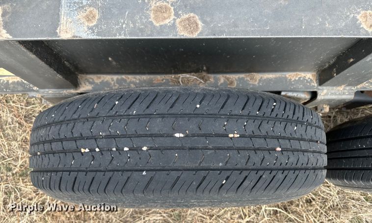 image for item OA9622 Kodiak hay bale trailer