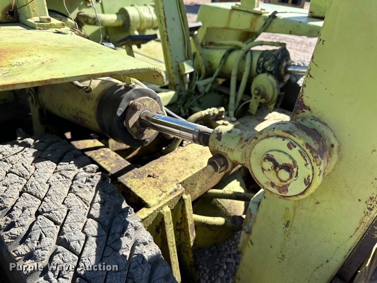 image for item OA9628 Clark IT40B forklift