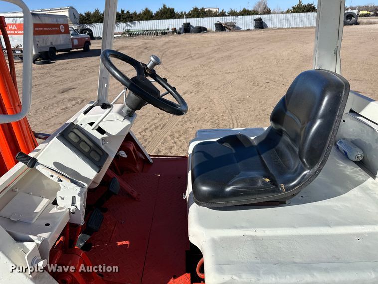 image for item OA9632 Nissan forklift