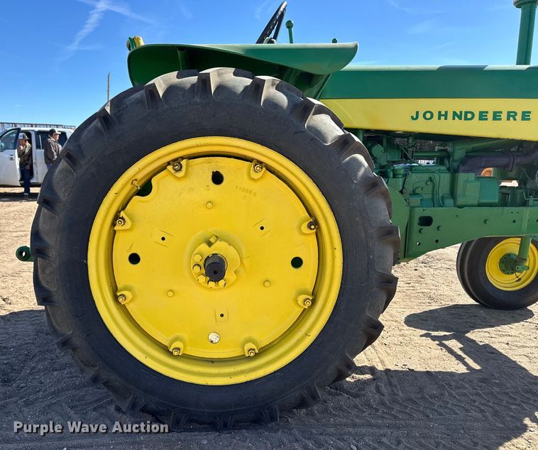 image for item OA9633 1959 John Deere 730 tractor