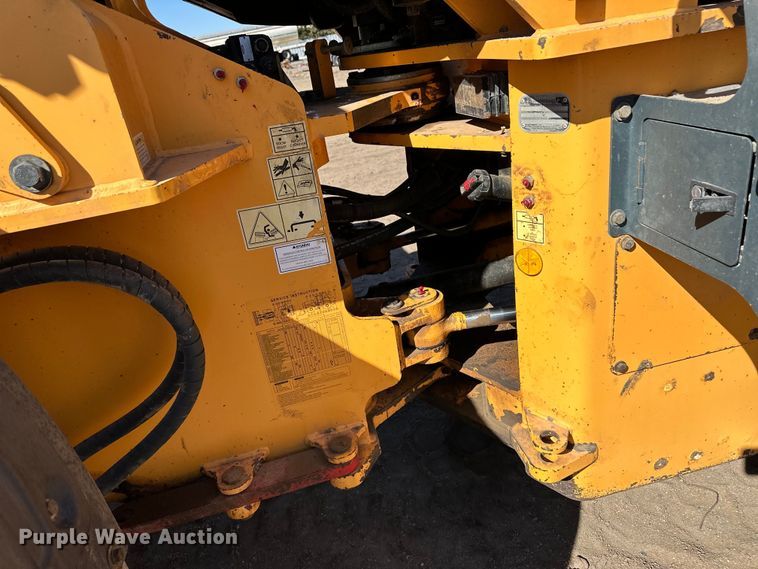 image for item OA9634 2012 Hyundai HL760-9 wheel loader