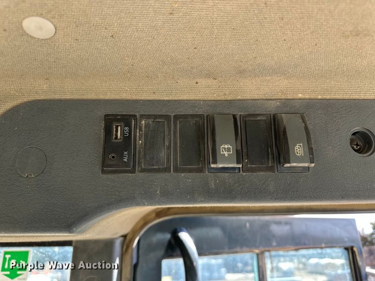 image for item OA9634 2012 Hyundai HL760-9 wheel loader