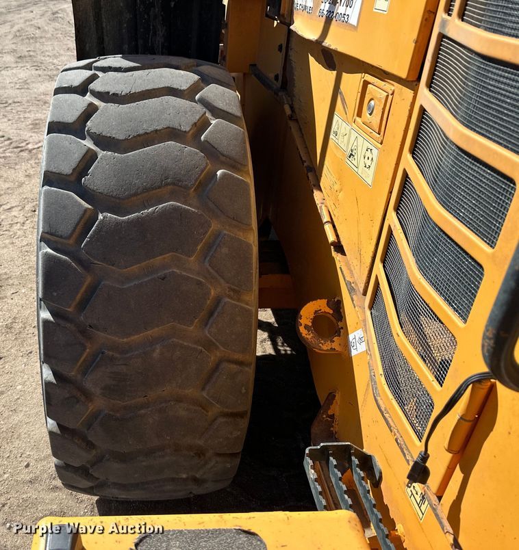 image for item OA9634 2012 Hyundai HL760-9 wheel loader