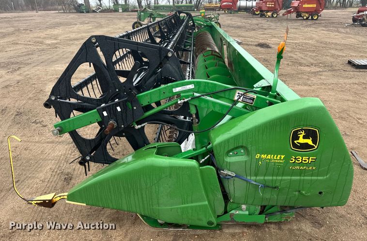 image for item OA9653 2005 John Deere 635F Hydraflex flex head