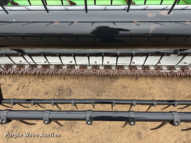 image for item OA9653 2005 John Deere 635F Hydraflex flex head