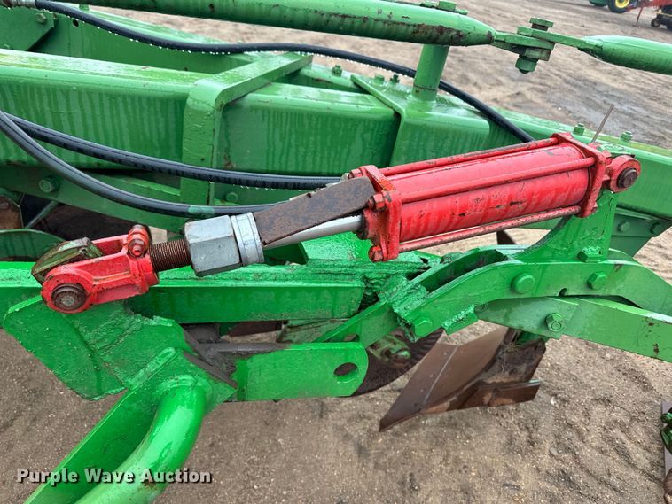 image for item OA9654 John Deere five bottom plow