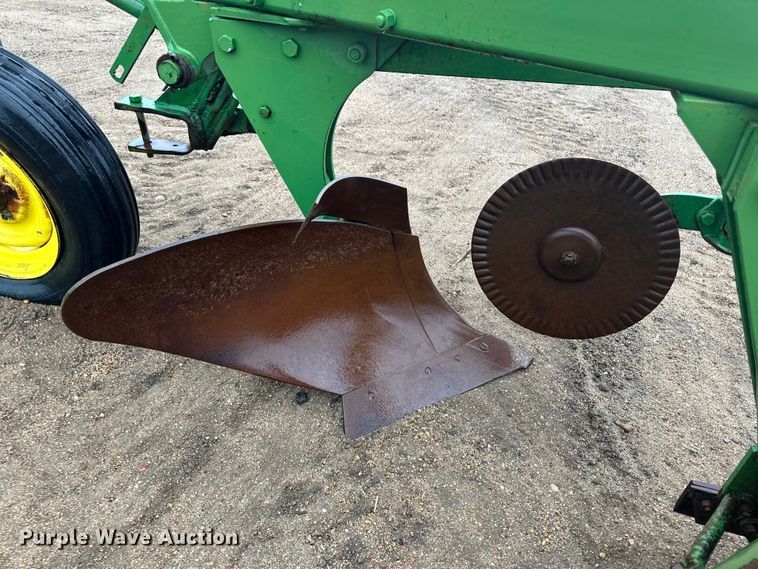 image for item OA9654 John Deere five bottom plow