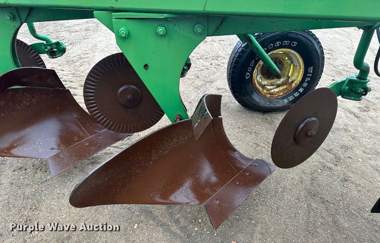 image for item OA9654 John Deere five bottom plow