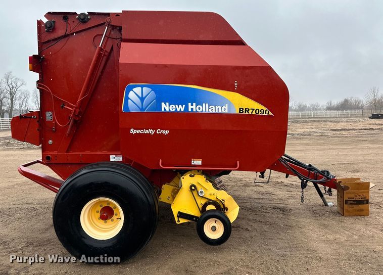 image for item OA9655 2012 New Holland BR7090 Specialty Crop round baler