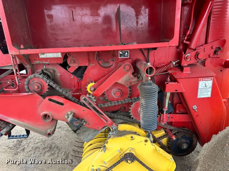 image for item OA9655 2012 New Holland BR7090 Specialty Crop round baler