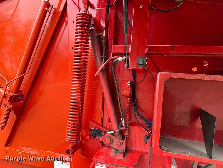 image for item OA9655 2012 New Holland BR7090 Specialty Crop round baler