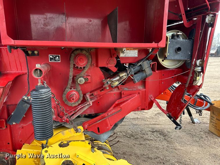 image for item OA9655 2012 New Holland BR7090 Specialty Crop round baler