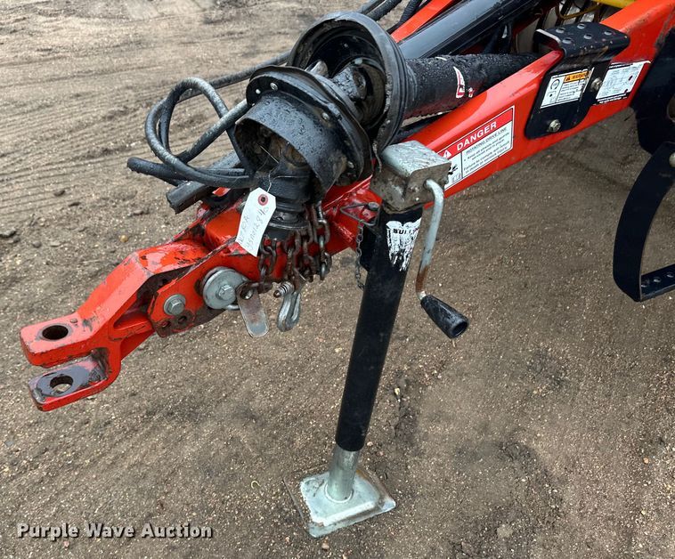 image for item OA9662 2006 New Holland BR780A round baler