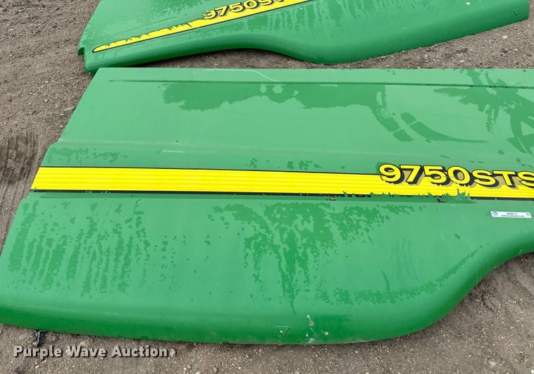 image for item OA9711 John Deere body panels