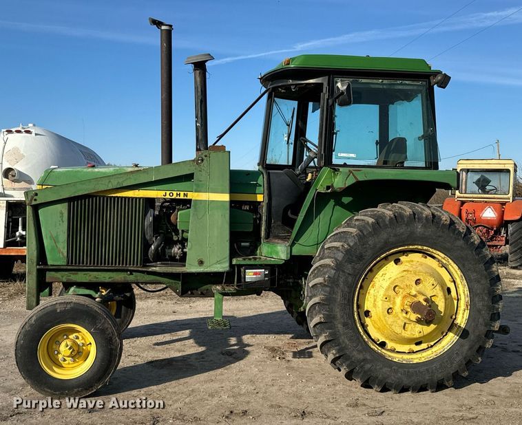 image for item OJ9560 1976 John Deere 4630 tractor