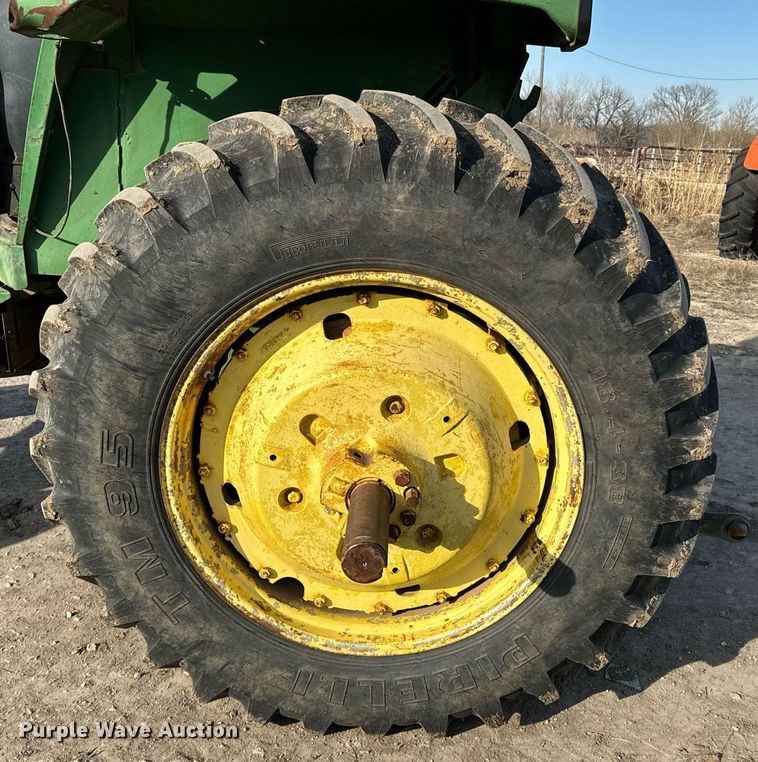image for item OJ9560 1976 John Deere 4630 tractor