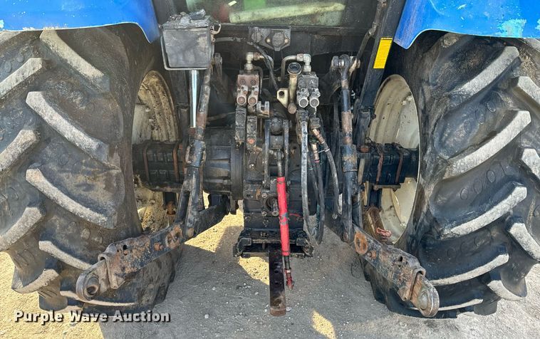 image for item OJ9572 2002 Ford New Holland TS110 tractor