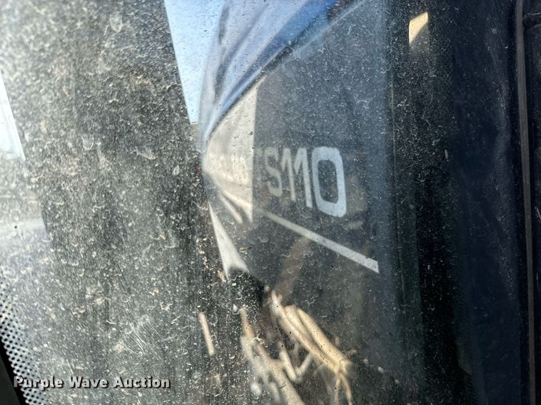 image for item OJ9572 2002 Ford New Holland TS110 tractor