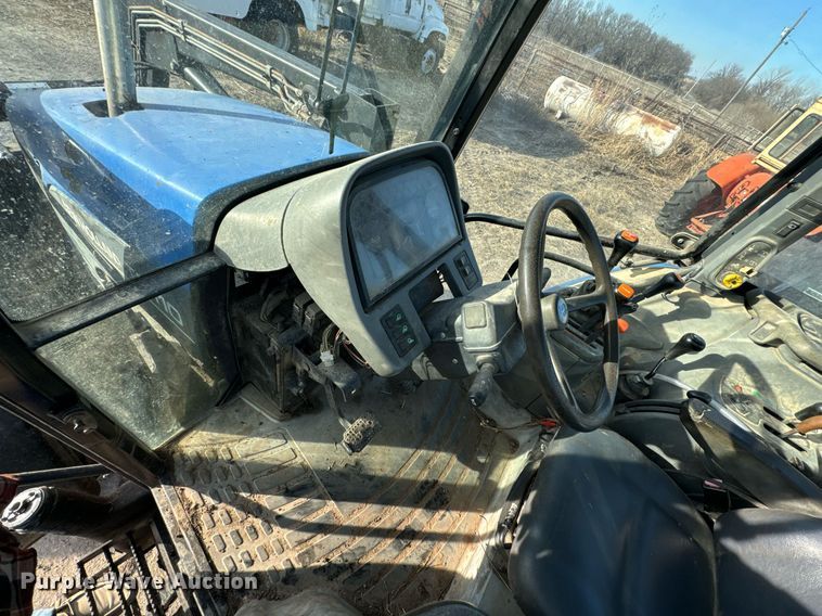 image for item OJ9572 2002 Ford New Holland TS110 tractor