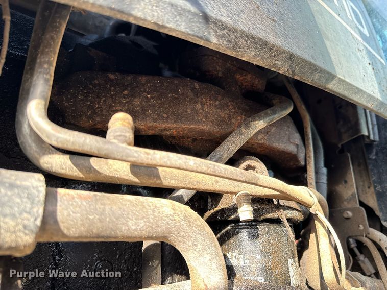 image for item OJ9572 2002 Ford New Holland TS110 tractor