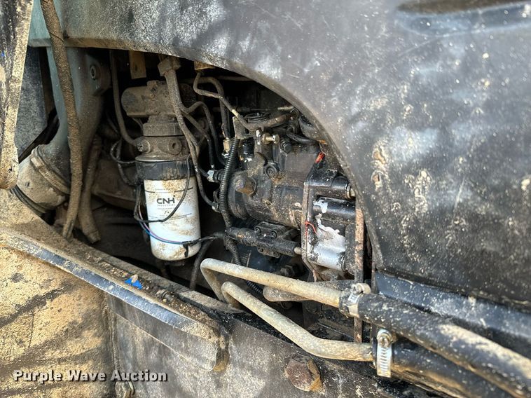 image for item OJ9572 2002 Ford New Holland TS110 tractor