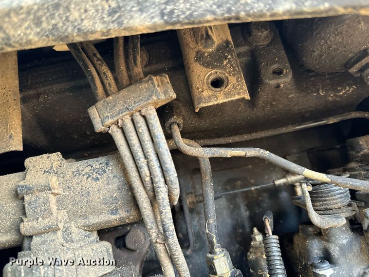 image for item OJ9572 2002 Ford New Holland TS110 tractor