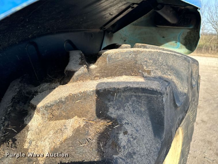 image for item OJ9572 2002 Ford New Holland TS110 tractor