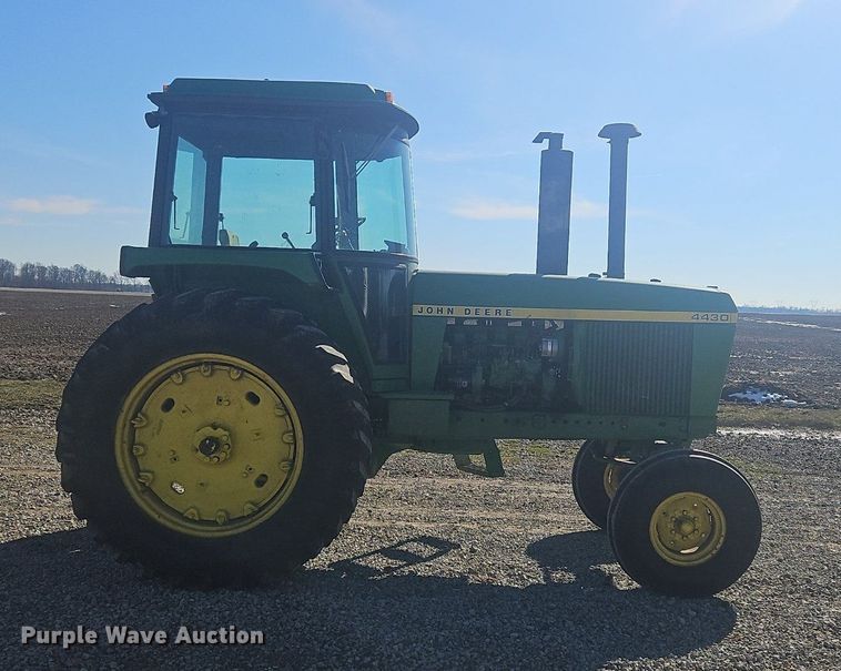 image for item OK9811 1973 John Deere 4430 tractor