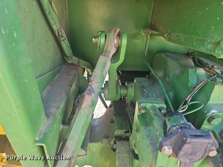 image for item OK9811 1973 John Deere 4430 tractor