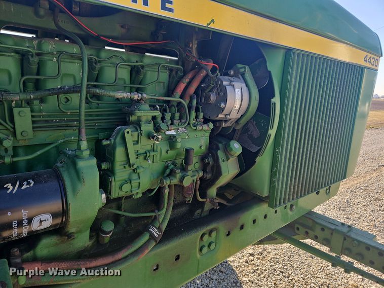 image for item OK9811 1973 John Deere 4430 tractor