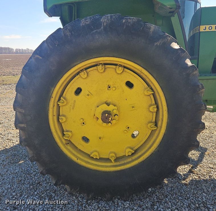 image for item OK9811 1973 John Deere 4430 tractor