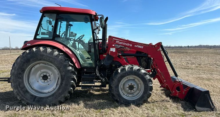 image for item OM9866 Mahindra  MForce 105P MFWD tractor