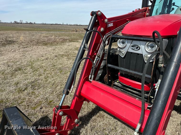 image for item OM9866 Mahindra  MForce 105P MFWD tractor