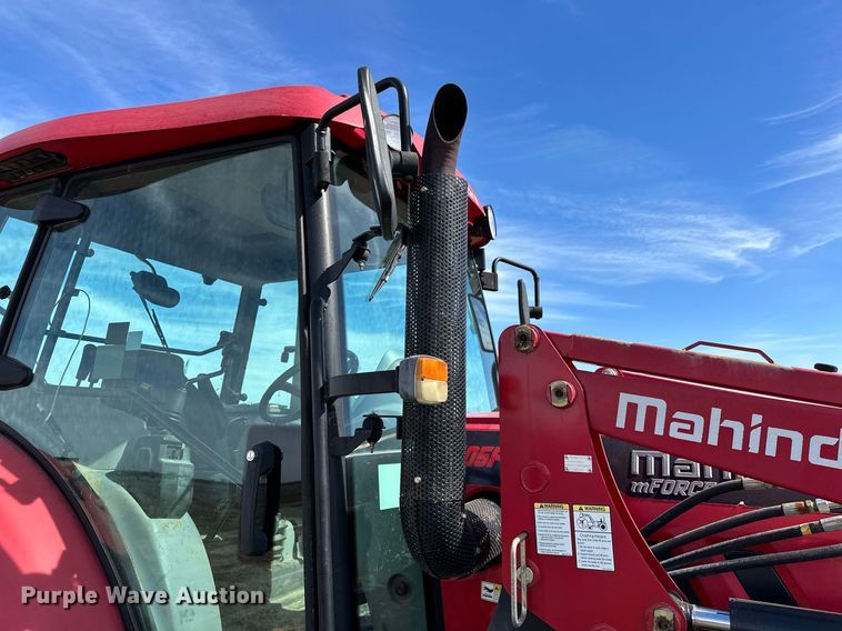 image for item OM9866 Mahindra  MForce 105P MFWD tractor