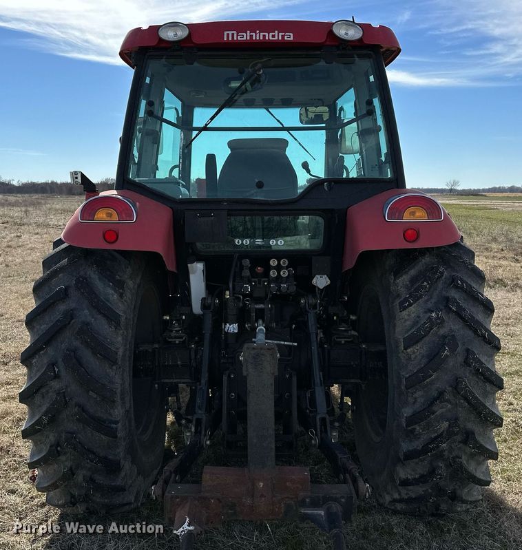 image for item OM9866 Mahindra  MForce 105P MFWD tractor