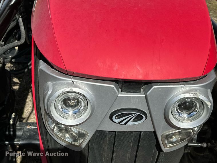 image for item OM9866 Mahindra  MForce 105P MFWD tractor