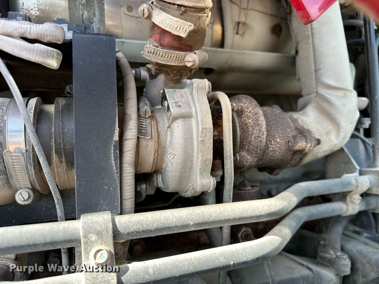 image for item OM9866 Mahindra  MForce 105P MFWD tractor