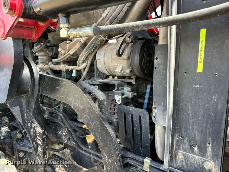 image for item OM9866 Mahindra  MForce 105P MFWD tractor