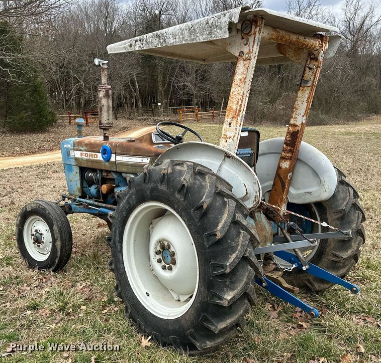 image for item OM9872 1971 Ford 3000 tractor